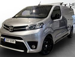 Grå Begagnad 2020 Toyota Proace Edition Van | 265 000 kr (Marknadspris)