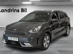 Grå Begagnad 2018 Kia Niro Advance SUV | 184 300 kr (Marknadspris)