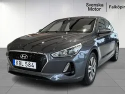 Mörkgrå Begagnad 2018 Hyundai i30 Comfort Halvkombi | 149 900 kr (Marknadspris)