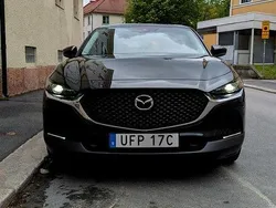 Svart Begagnad 2020 Mazda CX-30 SUV | 228 000 kr (Marknadspris)
