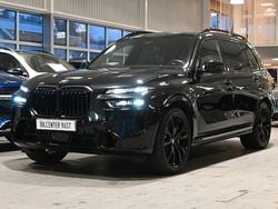 Svart Begagnad 2024 BMW X7 Comfort Edition SUV | 1 149 000 kr