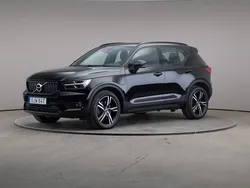 Svart Begagnad 2021 Volvo XC40 R-Design SUV | 355 000 kr (Marknadspris)