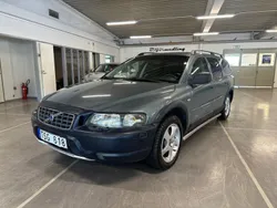 Grön Begagnad 2002 Volvo XC70 Business Edition SUV | 39 900 kr (Dyr)