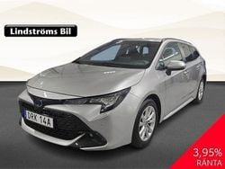 Silver Begagnad 2023 Toyota Corolla Active Kombi | 274 900 kr (Marknadspris)
