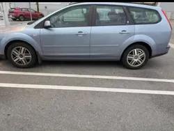 Blå Begagnad 2006 Ford Focus Kombi | 69 000 kr (Dyr)