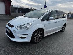 Vit Begagnad 2013 Ford S-MAX Business Edition Minibuss | 72 000 kr