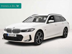 Vit Begagnad 2022 BMW 330e M Sport Kombi | 414 900 kr (Lite dyr)
