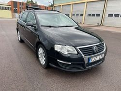 Svart Begagnad 2005 VW Passat Kombi | 29 900 kr (Marknadspris)