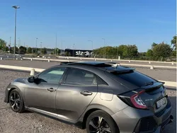 Grå Begagnad 2017 Honda Civic Halvkombi | 184 900 kr (Marknadspris)