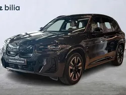Grå Begagnad 2022 BMW iX3 M Sport SUV | 459 900 kr (Superpris)