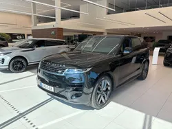 Svart (santorini svart) Ny 2025 Land Rover Range Rover Sport SE SUV | 1 317 000 kr (Lite dyr)