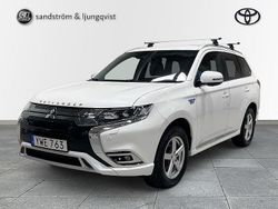 Vit Begagnad 2018 Mitsubishi Outlander P-HEV SUV | 239 000 kr (Marknadspris)