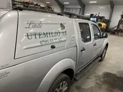 Silver Begagnad 2011 Nissan Navara Pickup | 115 000 kr (Marknadspris)