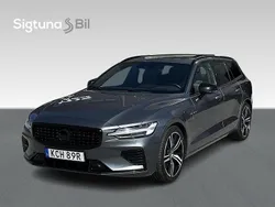 Grå Begagnad 2020 Volvo V60 R-Design Kombi | 369 900 kr (Marknadspris)