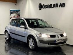 Grå Begagnad 2006 Renault Mégane II Halvkombi | 22 900 kr (Marknadspris)