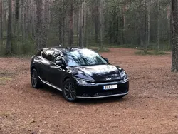 Svart Begagnad 2023 Kia EV6 3 SUV | 450 000 kr (Bra pris)