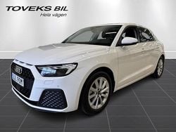Vit (cortinavit) Begagnad 2025 Audi A1 Sportback Proline Halvkombi | 224 900 kr (Marknadspris)