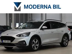 Grå Begagnad 2021 Ford Focus Active Kombi | 159 400 kr (Marknadspris)