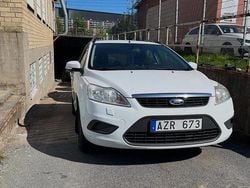 Vit Begagnad 2010 Ford Focus Trend Kombi | 22 500 kr (Bra pris)
