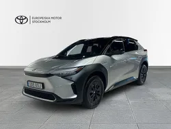 Silver Begagnad 2023 Toyota bZ4X Executive SUV | 439 900 kr (Marknadspris)