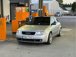 Silver Begagnad 2000 Audi S3 Halvkombi | 69 000 kr