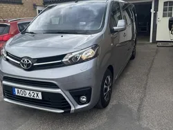 Silver Begagnad 2019 Toyota Proace Verso Kombi | 284 900 kr (Bra pris)