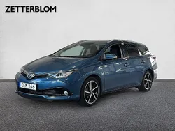 Blå Begagnad 2016 Toyota Auris Touring Sports Kombi | 173 000 kr (Marknadspris)
