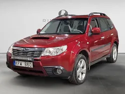 Röd Begagnad 2009 Subaru Forester SUV | 64 900 kr (Marknadspris)