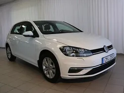 Vit Begagnad 2018 VW Golf VII Sedan | 169 000 kr (Marknadspris)