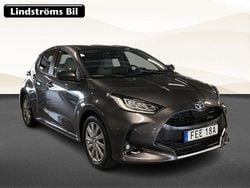 Mörkgrå Begagnad 2022 Toyota Yaris Hybrid Edition Halvkombi | 233 000 kr (Lite dyr)