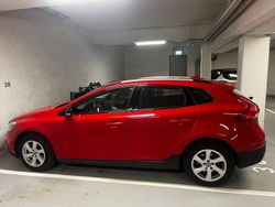 Begagnad 2014 Volvo V40 Halvkombi | 120 000 kr (Lite dyr)