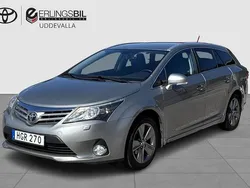 Ljusgrå Begagnad 2015 Toyota Avensis Edition Kombi | 109 000 kr (Bra pris)