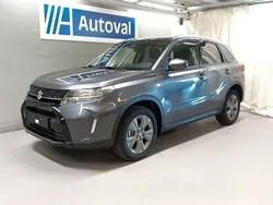 Grå Ny 2024 Suzuki Vitara SUV | 339 100 kr