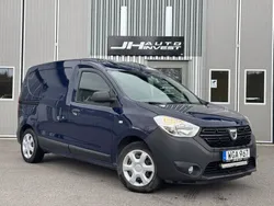 Blå Begagnad 2018 Dacia Dokker Express Van | 69 900 kr (Marknadspris)
