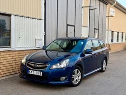 Mörkblå (blå) Begagnad 2010 Subaru Legacy Kombi | 55 000 kr (Marknadspris)