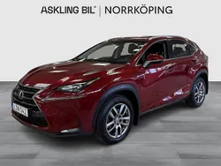 Röd Begagnad 2015 Lexus NX300h SUV | 259 000 kr (Marknadspris)