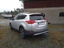 Silver Begagnad 2015 Toyota RAV4 Edition SUV | 110 000 kr (Superpris)