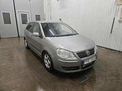 Silver Begagnad 2007 VW Polo Comfortline Halvkombi | 15 000 kr (Bra pris)