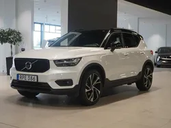 Vit Begagnad 2017 Volvo XC40 R-Design SUV | 348 900 kr (Marknadspris)
