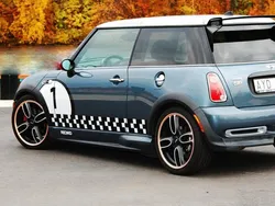 Begagnad 2006 Mini John Cooper Works Halvkombi | 229 000 kr