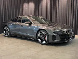 Grå Begagnad 2021 Audi e-tron SUV | 999 000 kr