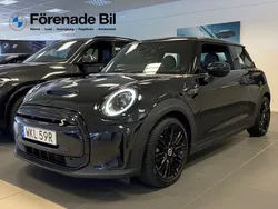 Svart Begagnad 2022 Mini Cooper SE Halvkombi | 199 000 kr (Marknadspris)