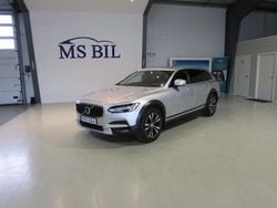 Silver Begagnad 2017 Volvo V90 CC Inscription Kombi | 249 900 kr (Superpris)
