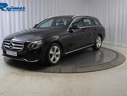 Svart Begagnad 2017 Mercedes E220 Avantgarde Sedan | 244 800 kr (Marknadspris)