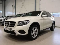 Vit Begagnad 2016 Mercedes GLC220 SUV | 274 900 kr (Marknadspris)