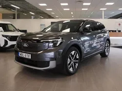 Grå Begagnad 2024 Ford Explorer Premium SUV | 459 800 kr