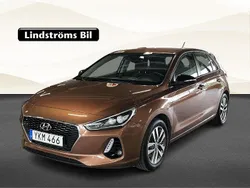 Orange Begagnad 2017 Hyundai i30 Comfort Halvkombi | 109 900 kr (Marknadspris)