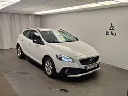 Vit Begagnad 2014 Volvo V40 CC Business Edition Kombi | 119 000 kr (Marknadspris)