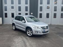Silver Begagnad 2009 VW Tiguan Sportline SUV | 79 899 kr (Marknadspris)