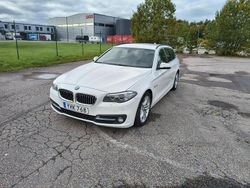 Vit Begagnad 2017 BMW 520 Kombi | 120 000 kr (Bra pris)